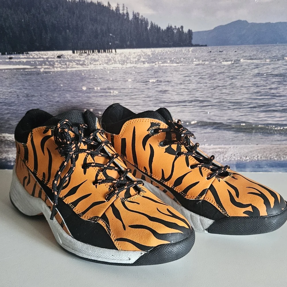 NWOT TCG Tiger Print Athletic Shoes